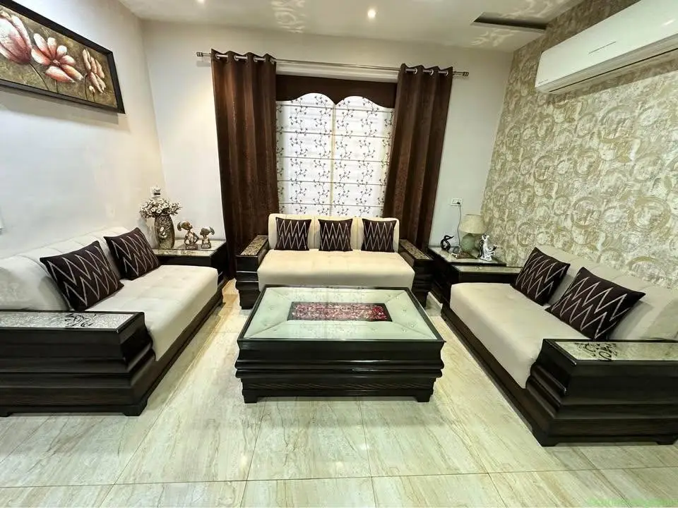 Sofa for sale - Image 1