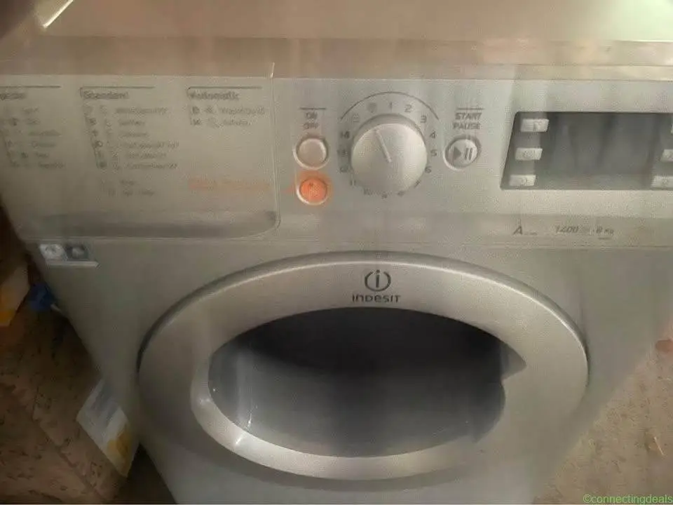 Indesit washer dryer - Image 1