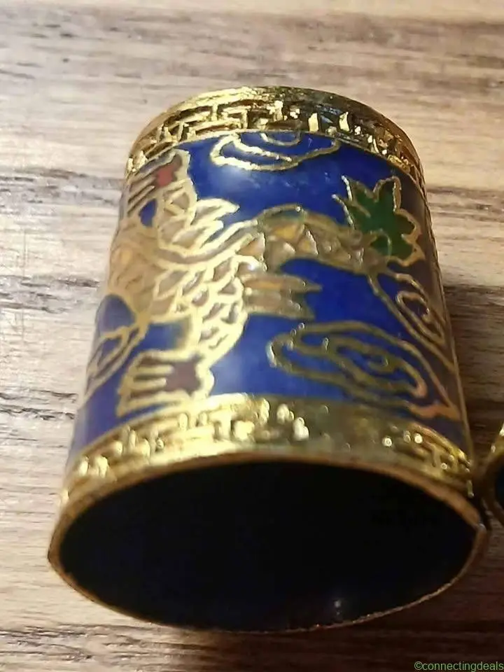 Beautiful Vintage Enamelled Thimble. Oriental