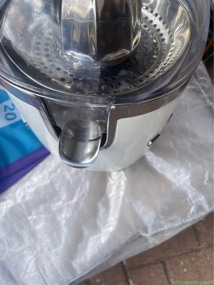 Smeg juicer