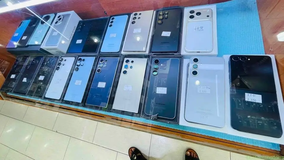 All phone available