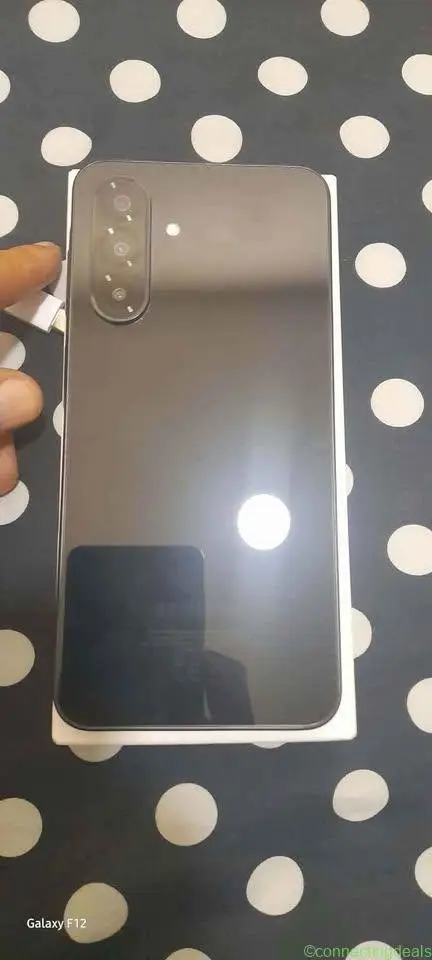 New Samsung A26 phone. Vietnam - Image 1