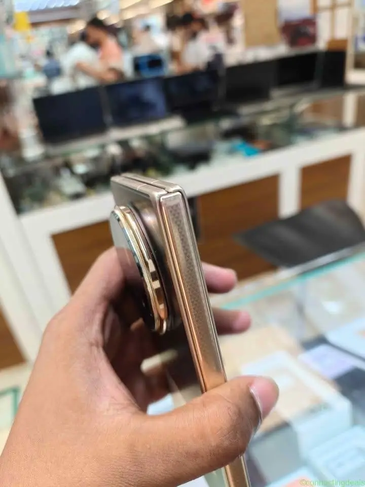 Honor magic v5 only phone