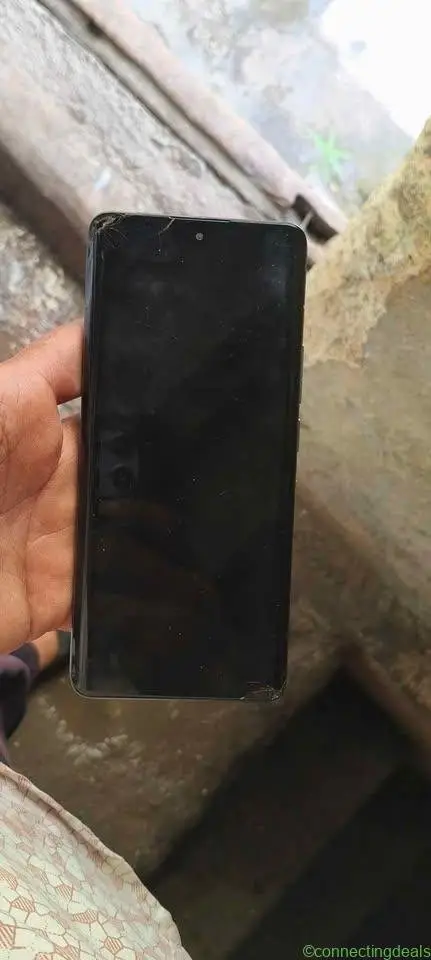Realme10 pro plus.