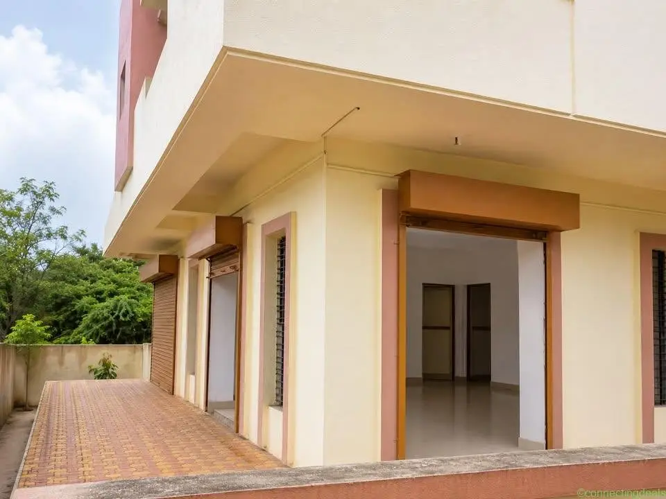 Studio 1 Bath Apartment