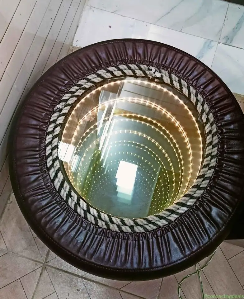 Infinity table - Image 1