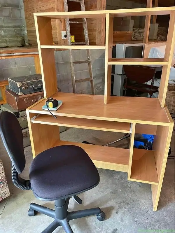 Desk - Image 1