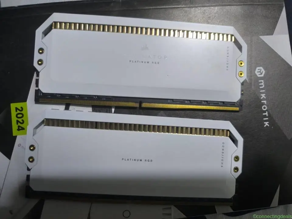 CORSAIR DOMINATOR PLATINUM RGB 64GB 5200MHz