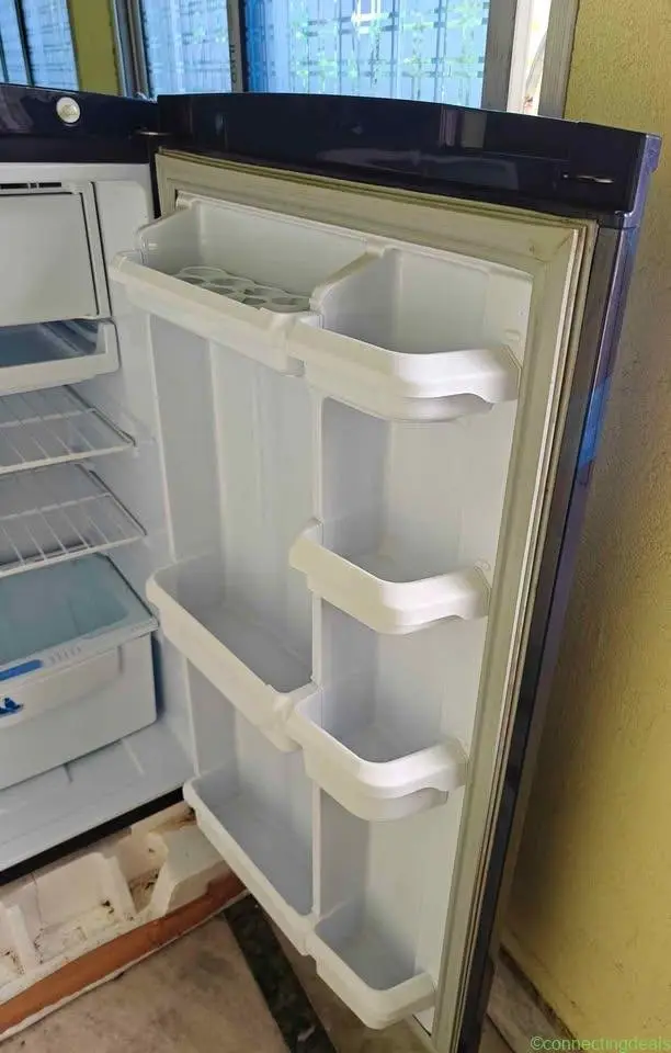 Fridge Godrej - Image 1
