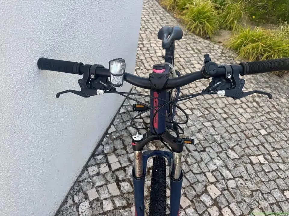 Bicicleta usada – bom estado 🚲 - Image 1