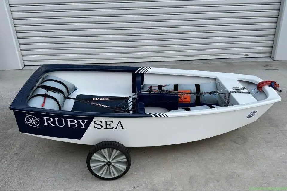 Optimist Dinghy Carter - Ruby Sea AUS1883