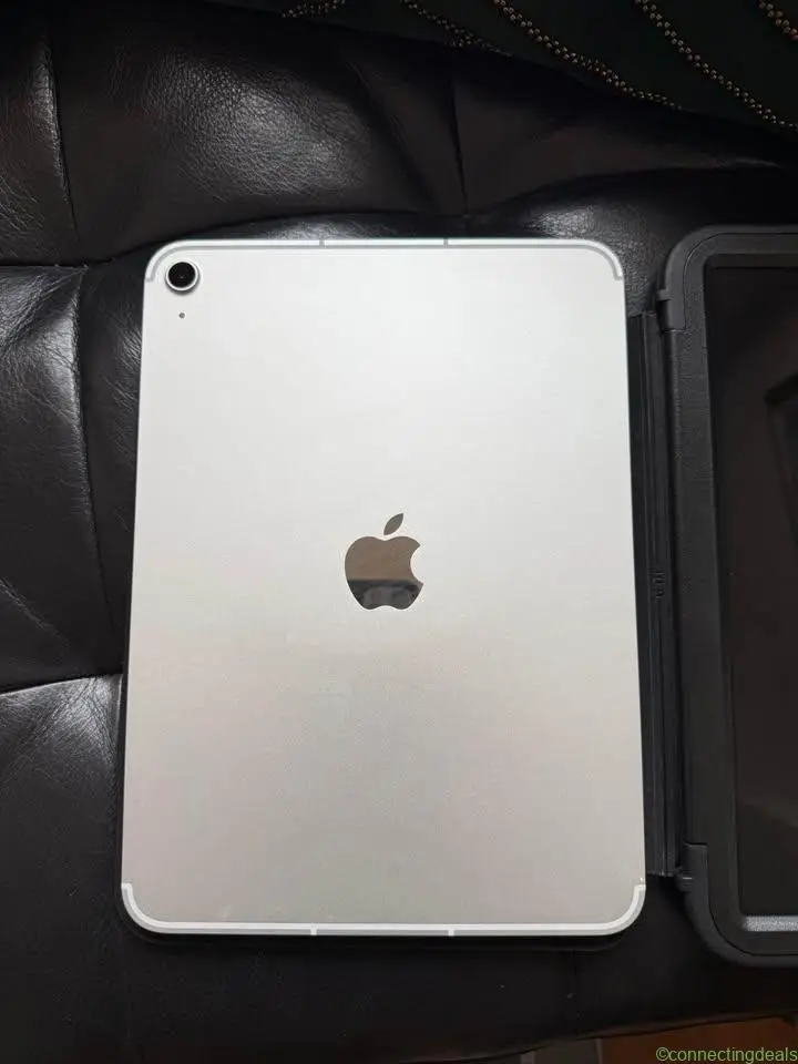 iPad 11th gen 128gb silver
