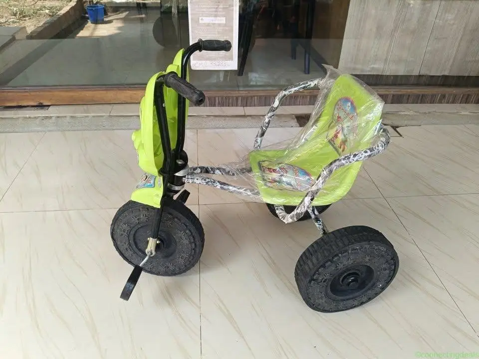 Three wheel baby bi cycles