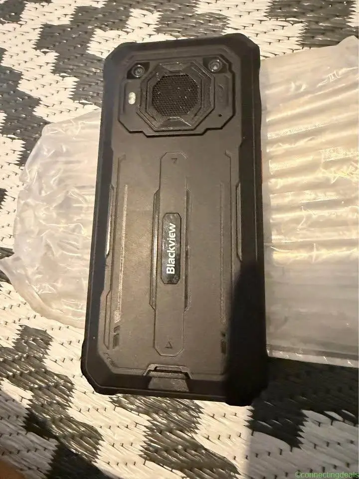 Builders Phone ( black view 6200 plus ) - Image 1