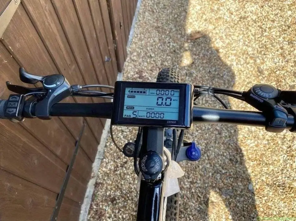 Vélo électrique à pneus larges (Fat Tire) de 26