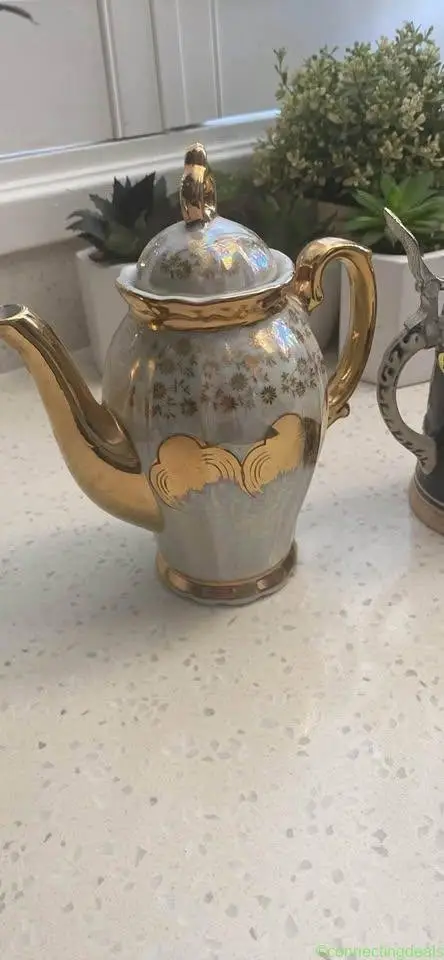 Vintage ware - Image 1