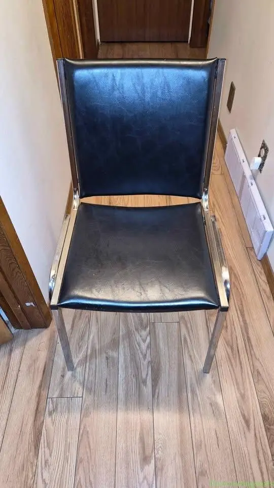 Chair - Image 1