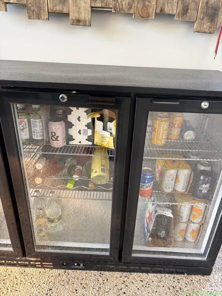 3 door glass door commercial fridge