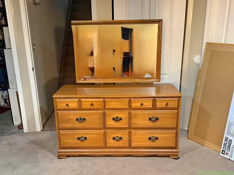 Dresser & Mirror