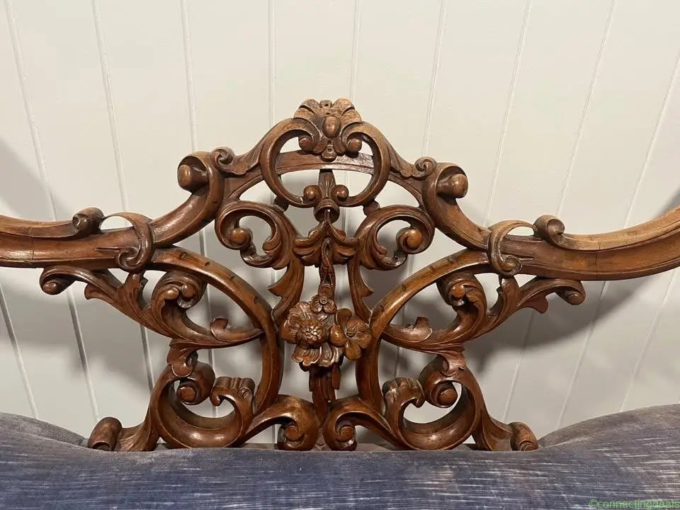 Antique Victorian Settee - Image 1