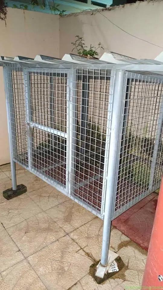 Dog cage