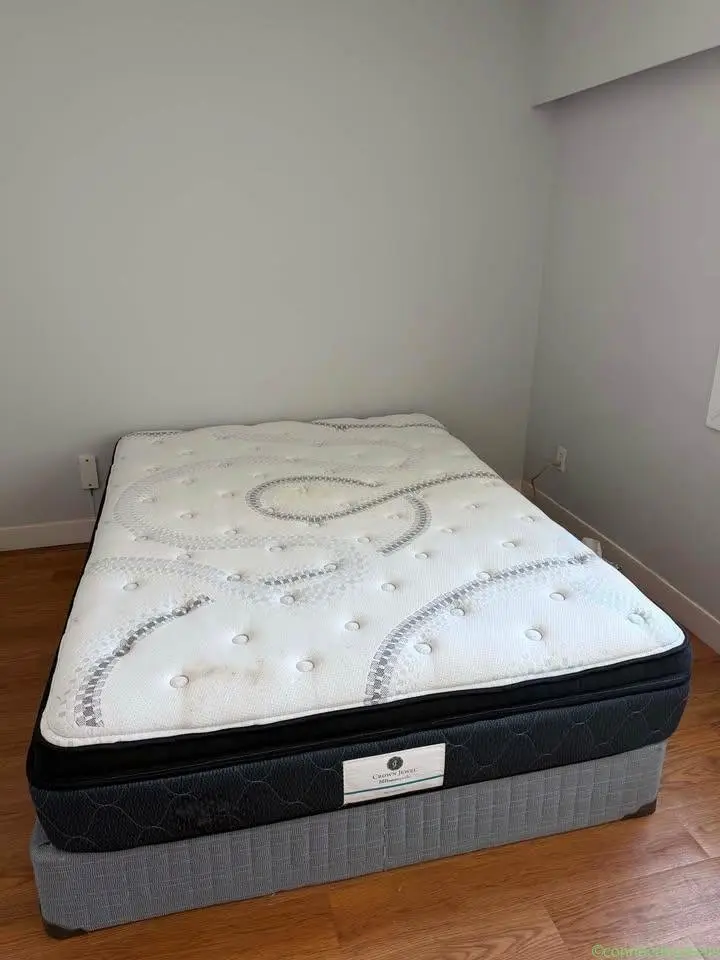 Queen mattress