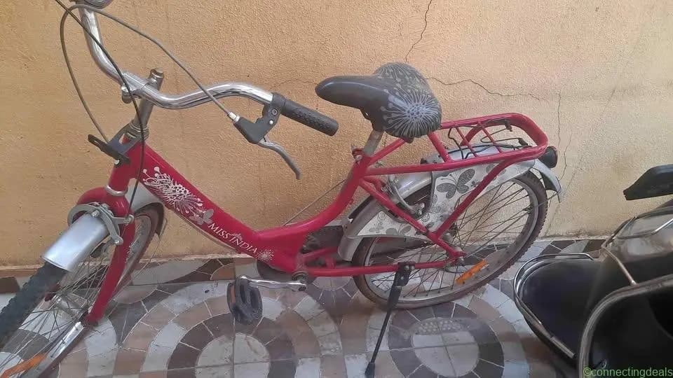Cycle - Image 1