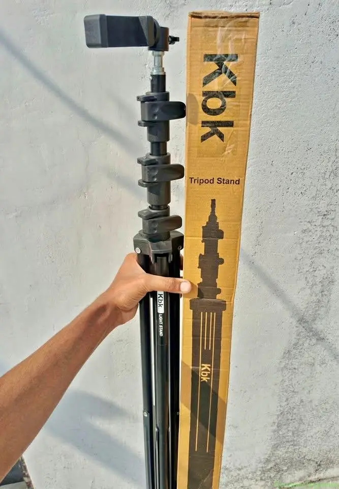 Tripod Stand Professional 9 Feet Heavy Metal |
