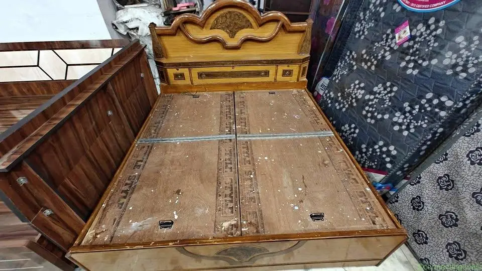Double bed 5500 - Image 1
