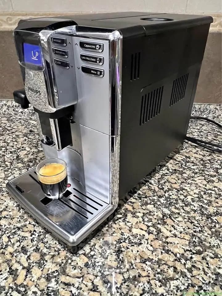 ☕ Machine à café automatique Philips Series 5000