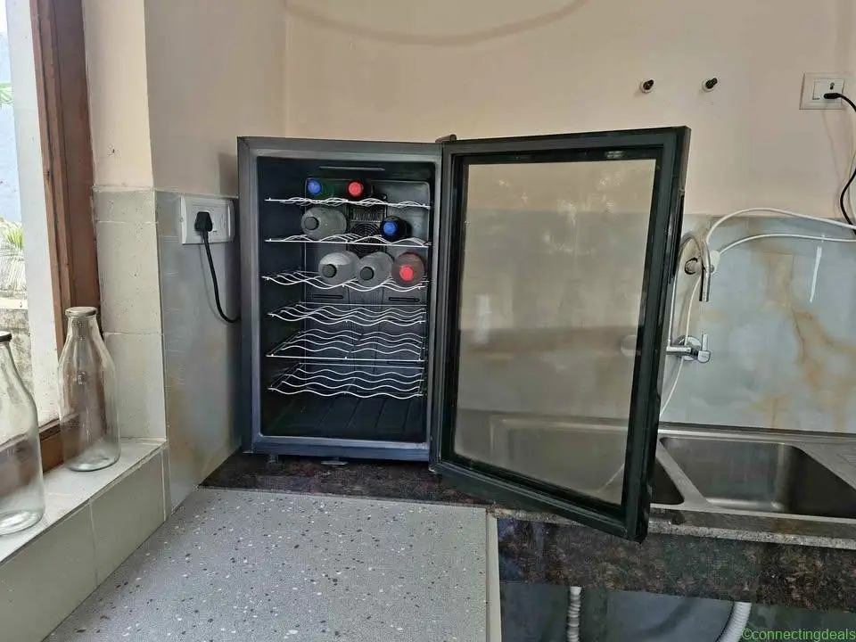 Glass Fronted Wine Cooler/Fridge