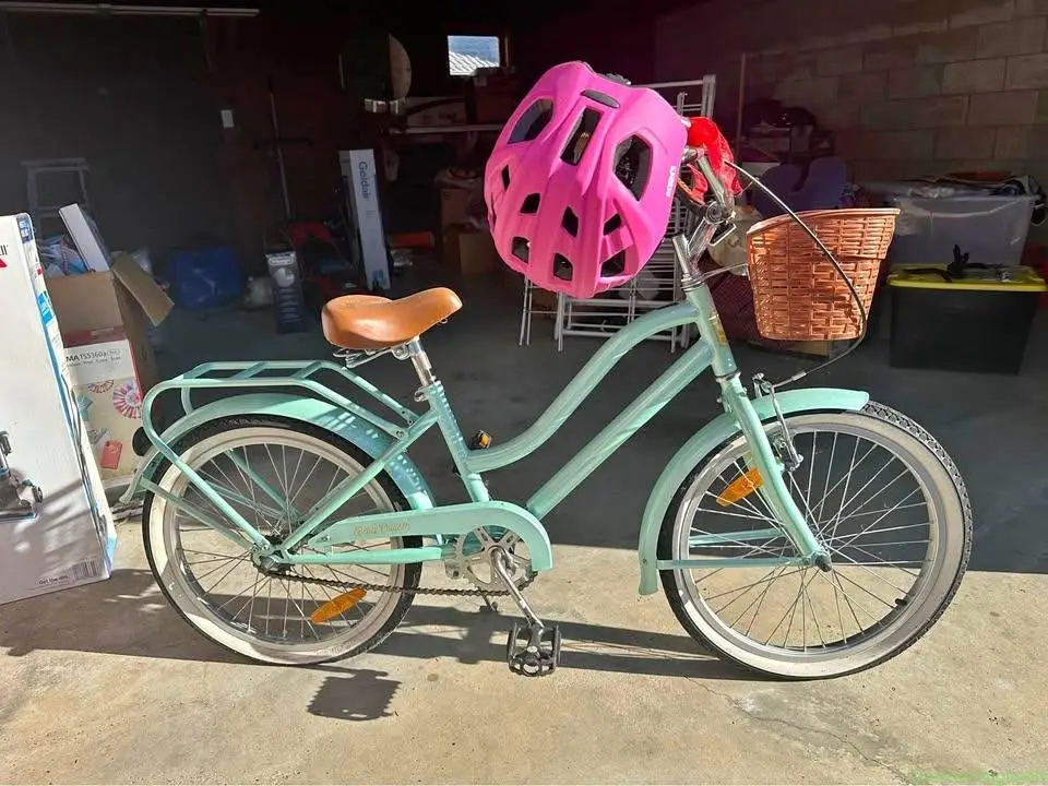 Mint Green Bella Cruiser Bike with Wicker Basket - Image 1