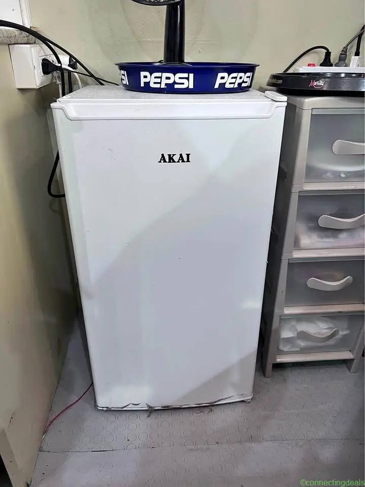 Frigorifero akai