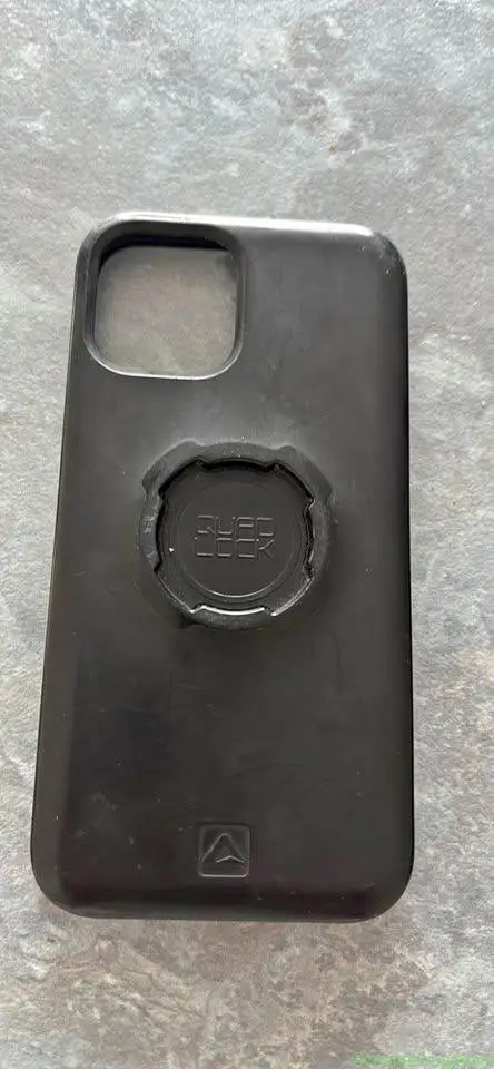 Quad lock phone holder - Image 1