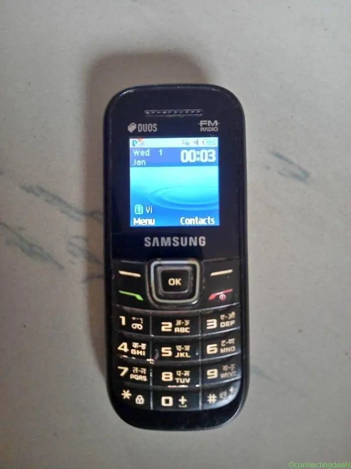 Samsung dbl sim Card varo chalu phone 800