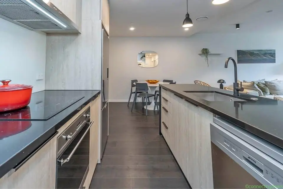 Kingsland Apartment $815 - Image 1