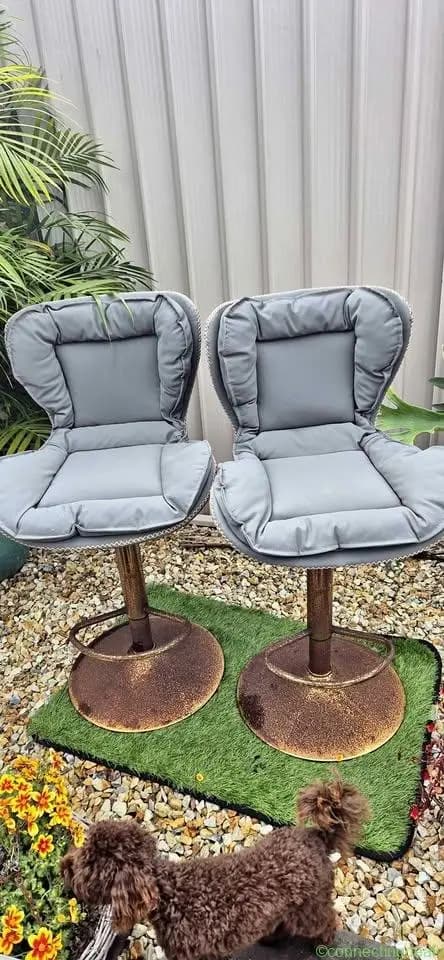 Bar chairs