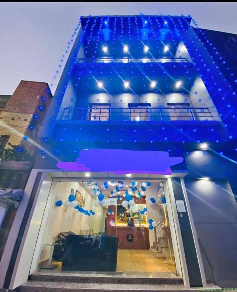 Hotel - Image 1