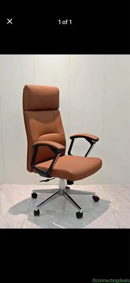 New important chair boss