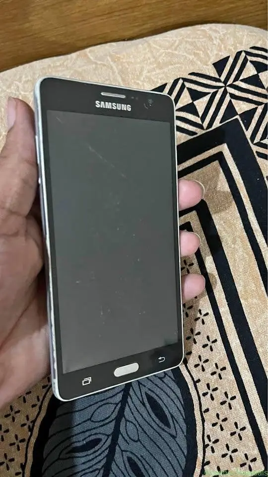 Samsung on7