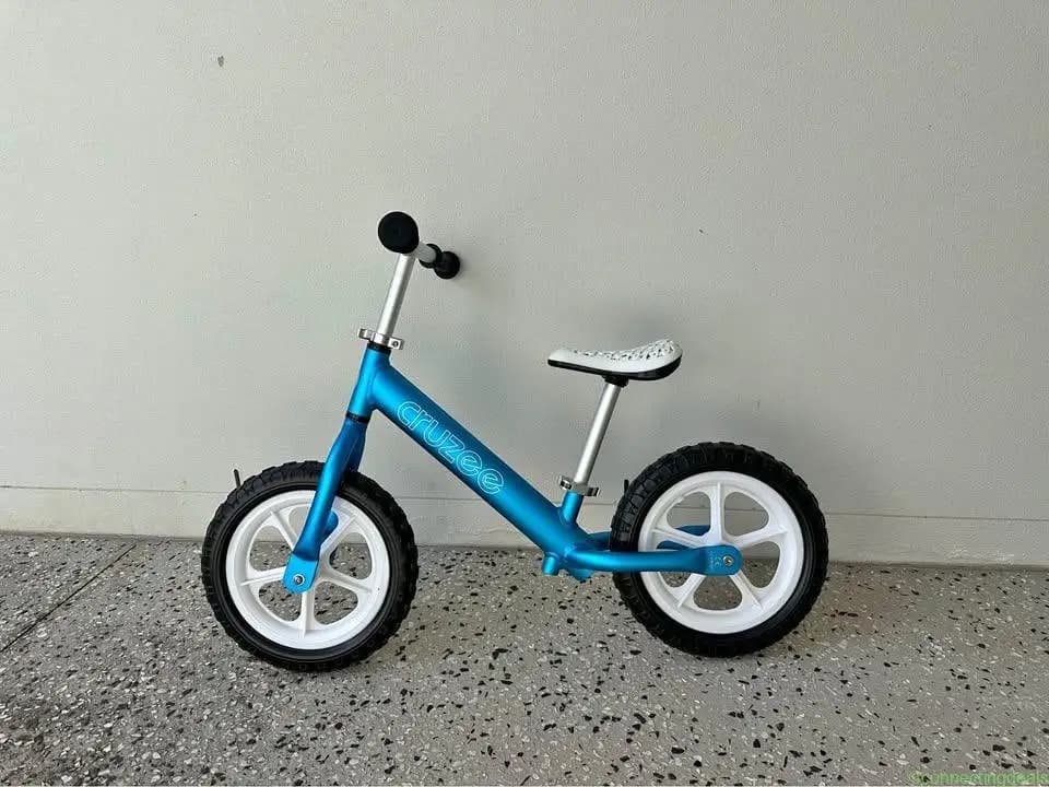 Kids Cruzee Balance Bike 12”