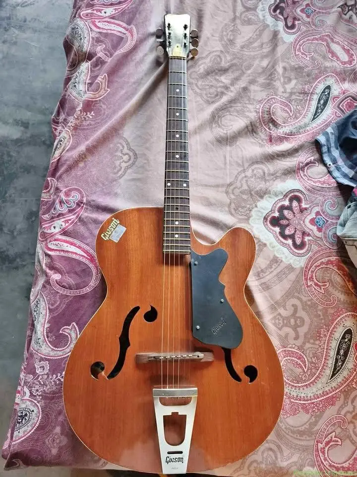 Guitar for sale