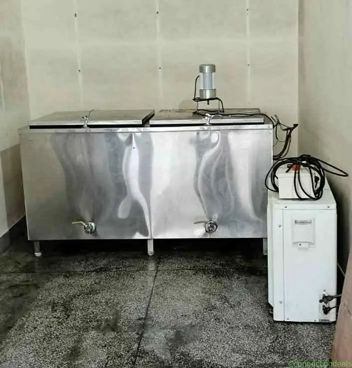 Dairy use milk chiller