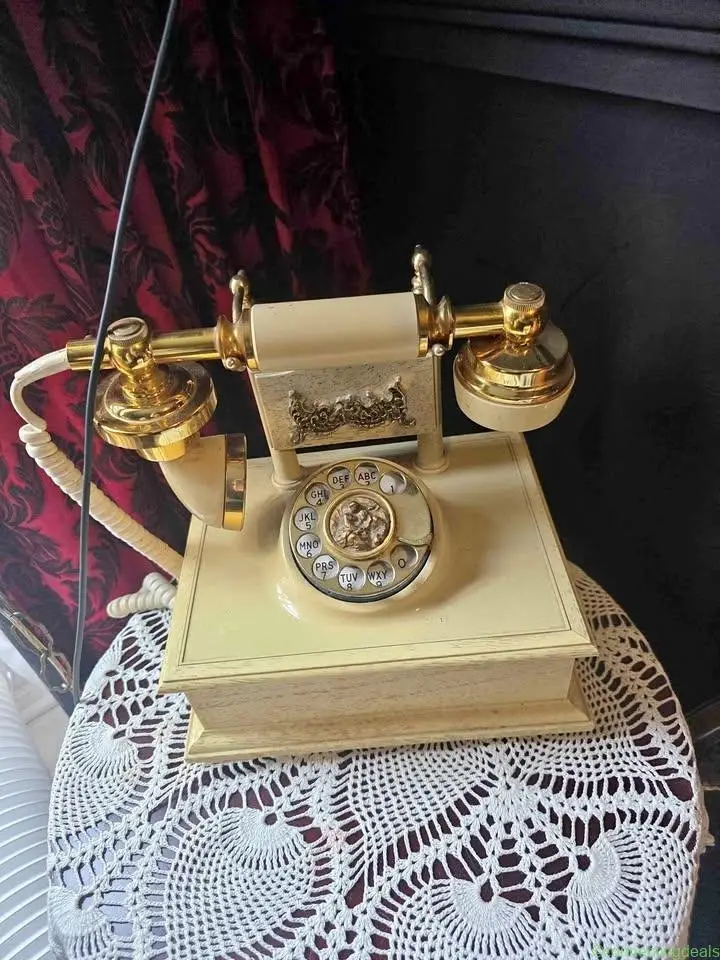 Old style phone