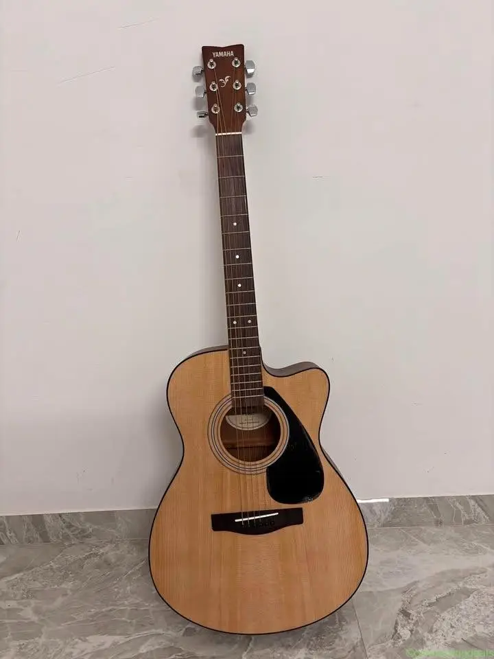 Yamaha FS80C Acoustic Guitar
