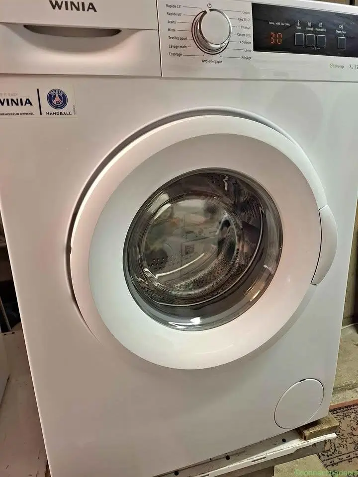 Lave linge frontal Winia 7 kilos.