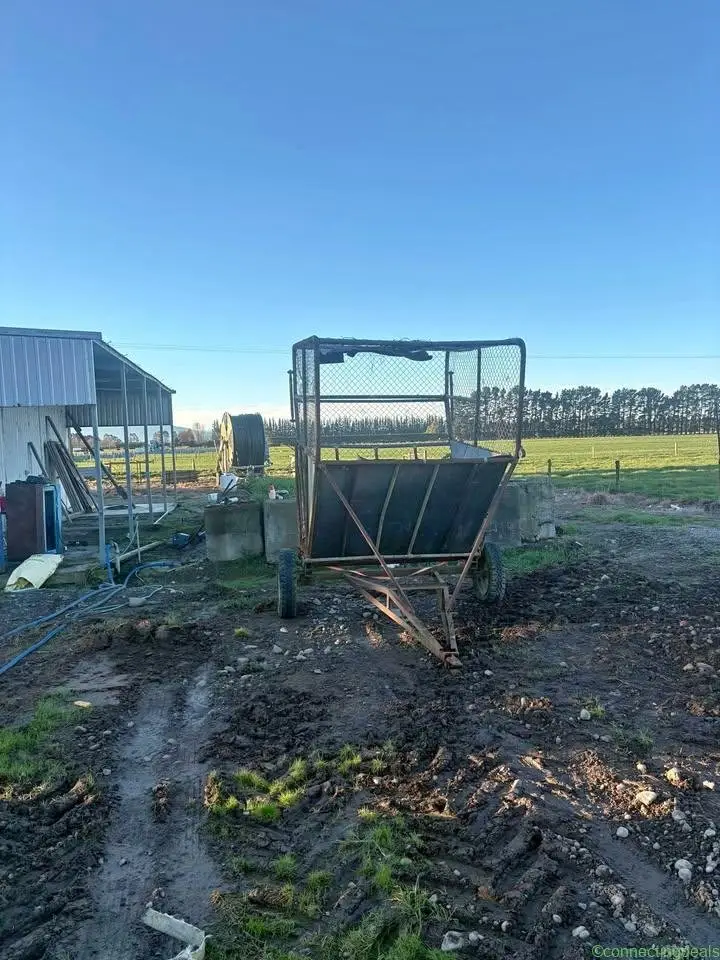 Wood or silage trailer