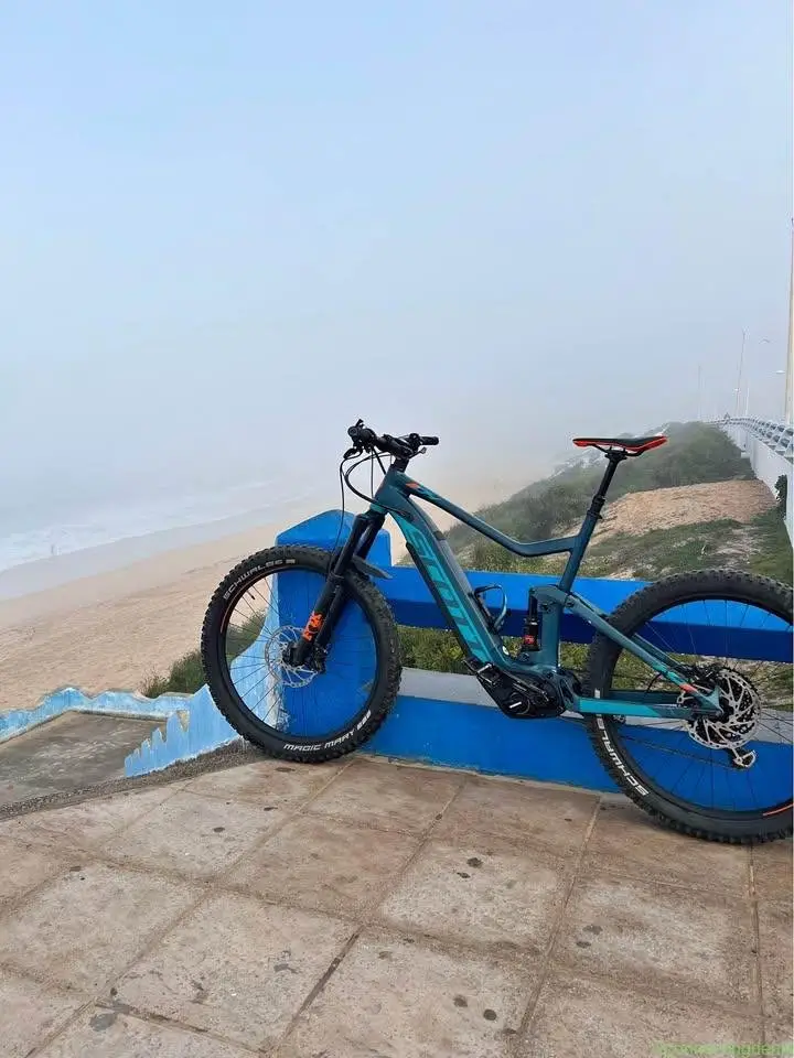Scott genius e-bike