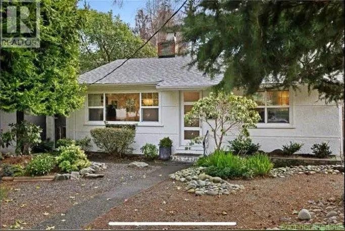2 Beds 1 Bath - House
