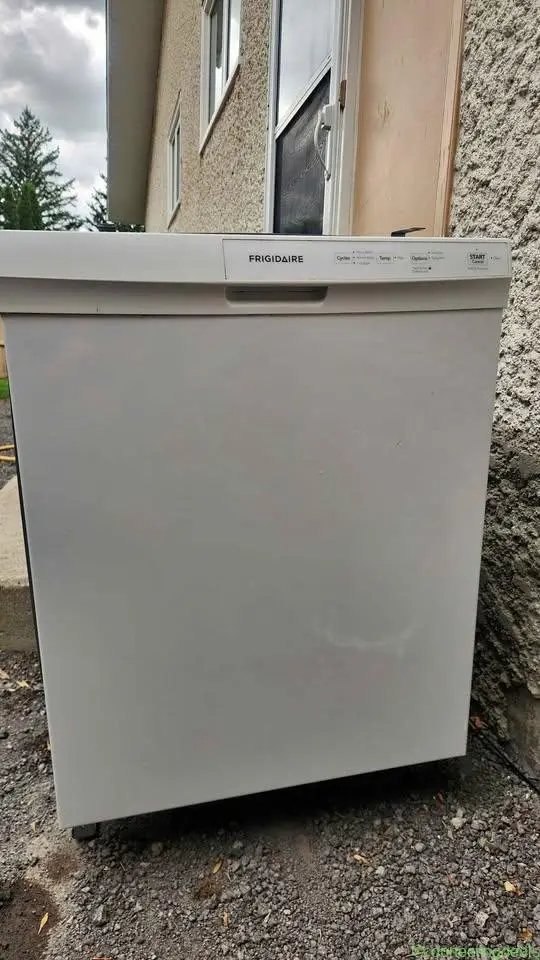 Fridgidaire Dishwasher - Image 1